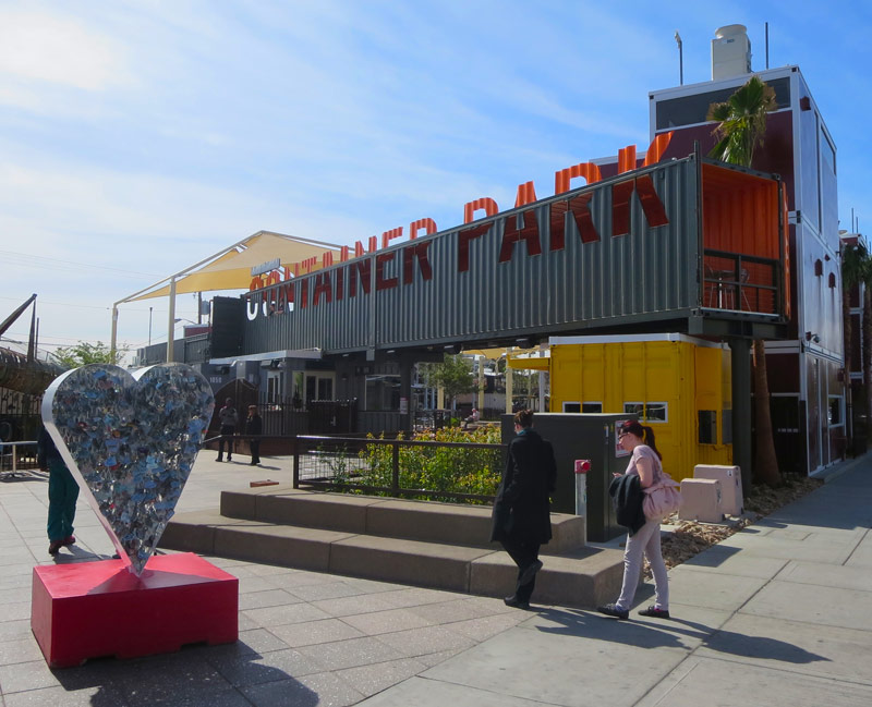 Las vegas strip plastic containers Ladyboy bukkake sites