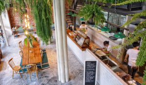 casual dining restaurant