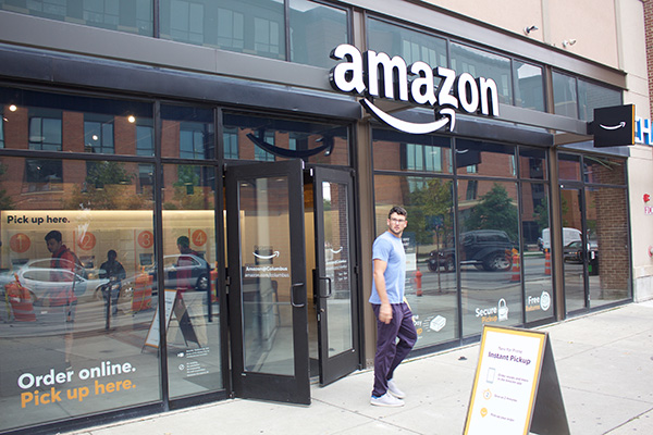 Amazon Instant Pickup Exterior